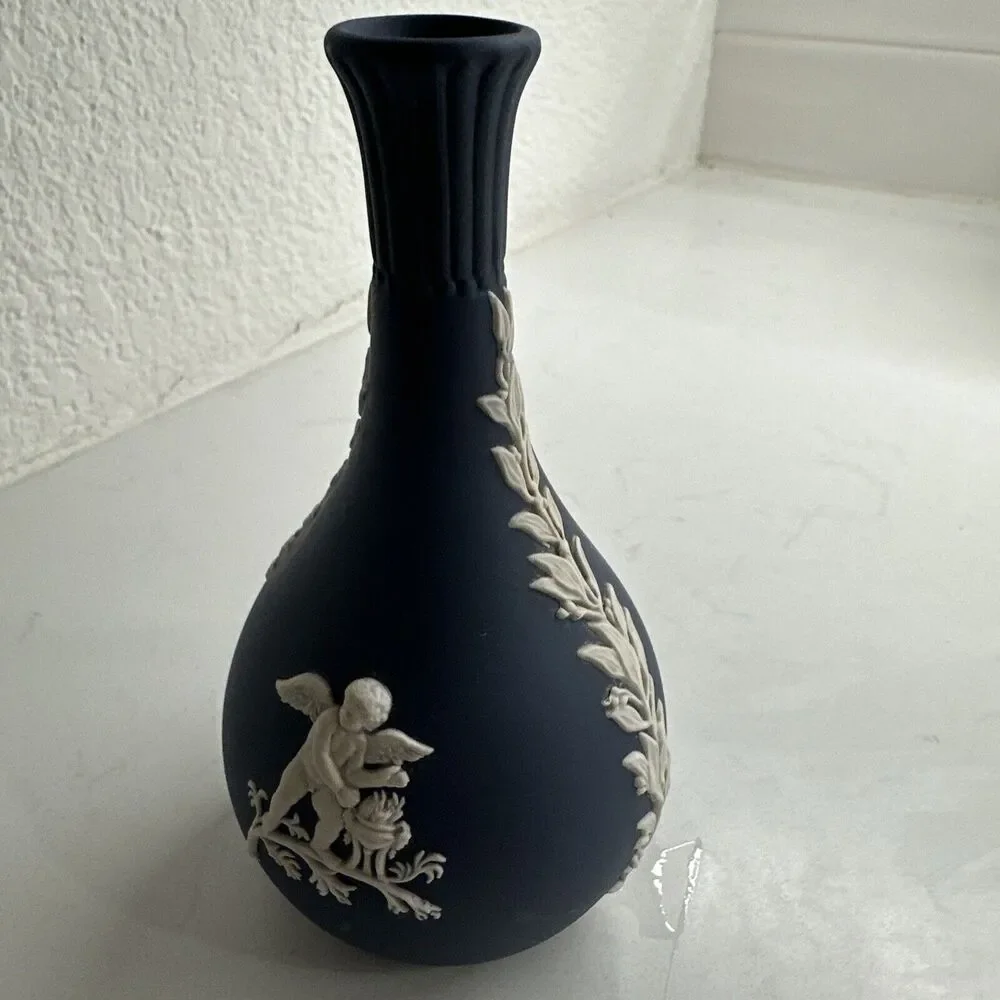 Antique Wedgwood Jasperware Bud Vase in Portland Blue and Cream (5") England - Picture 2 of 13